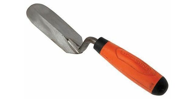 CMS Asphalt Margin Trowel